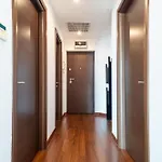 View Point Loft Parking Apartman Bukarest