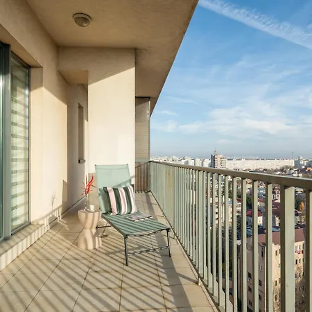View Point Rooftop | Parking *